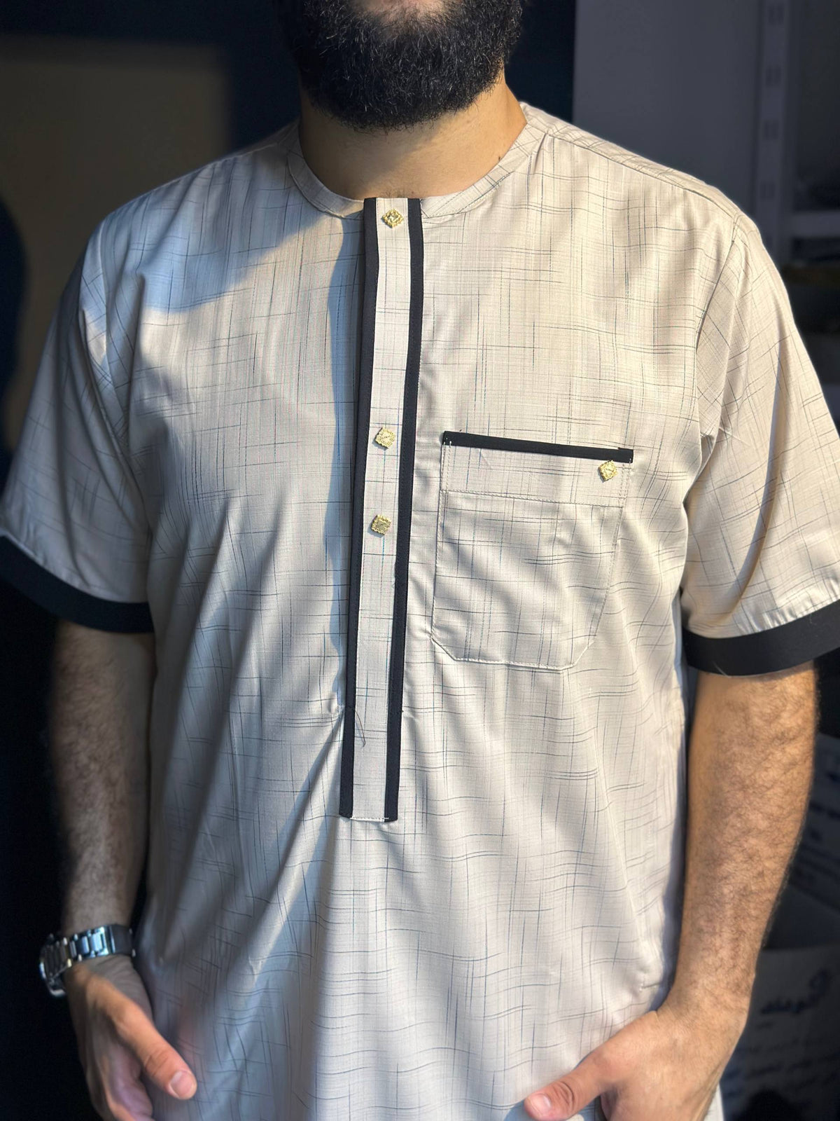 قميص السوار